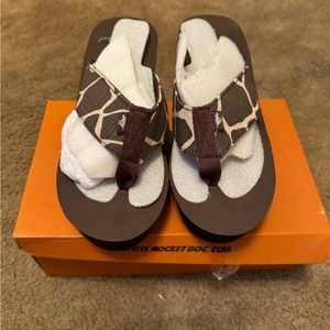 Rocket dog flip flops